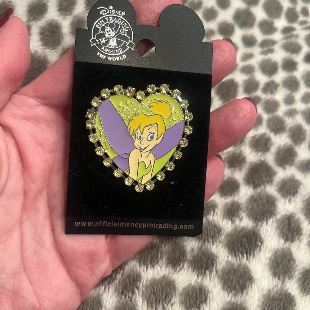 Disney Tinker Bell Heart Pin